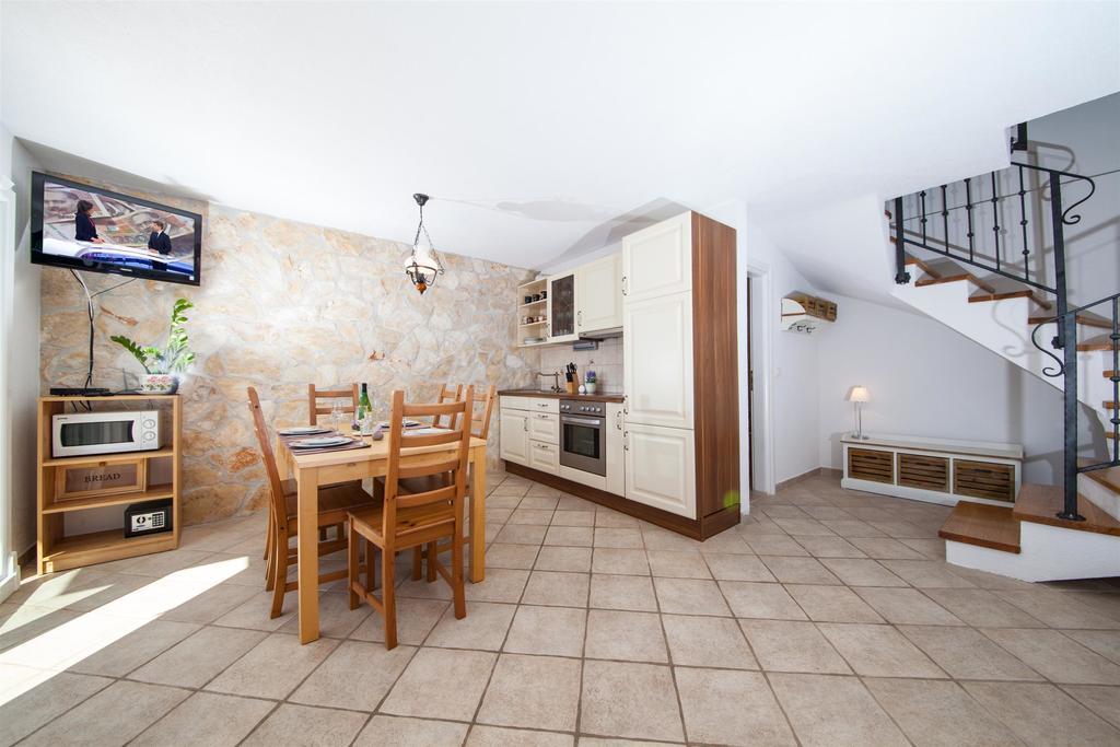 Apartments Plana, Zaostrog Exterior photo