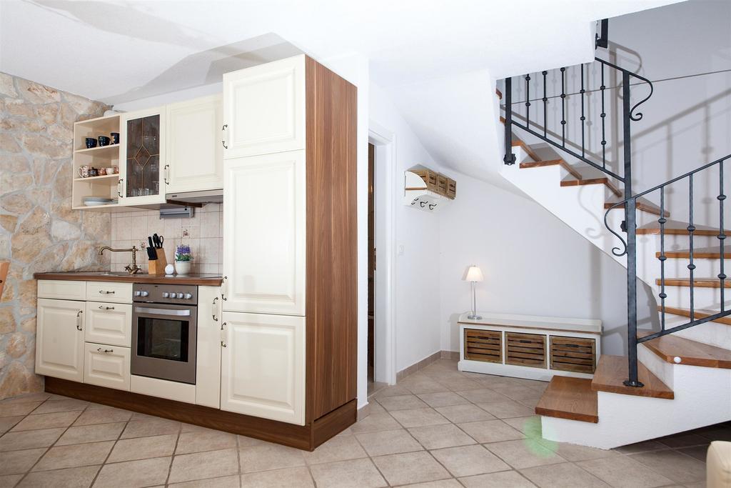 Apartments Plana, Zaostrog Exterior photo